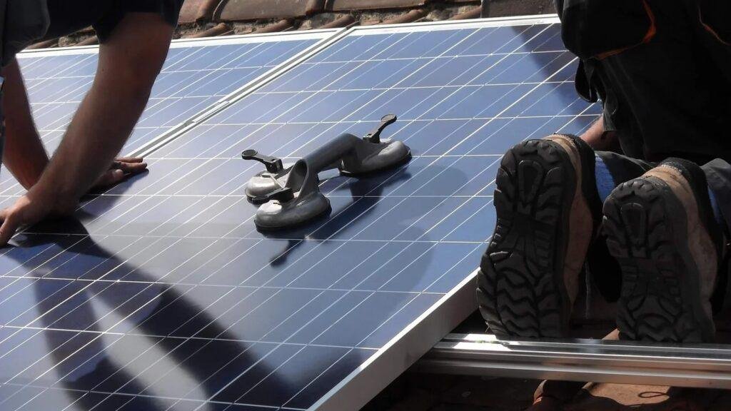 High-performance solar panels installed on a home in Thailand providing efficient renewable energy and lower electricity bills.